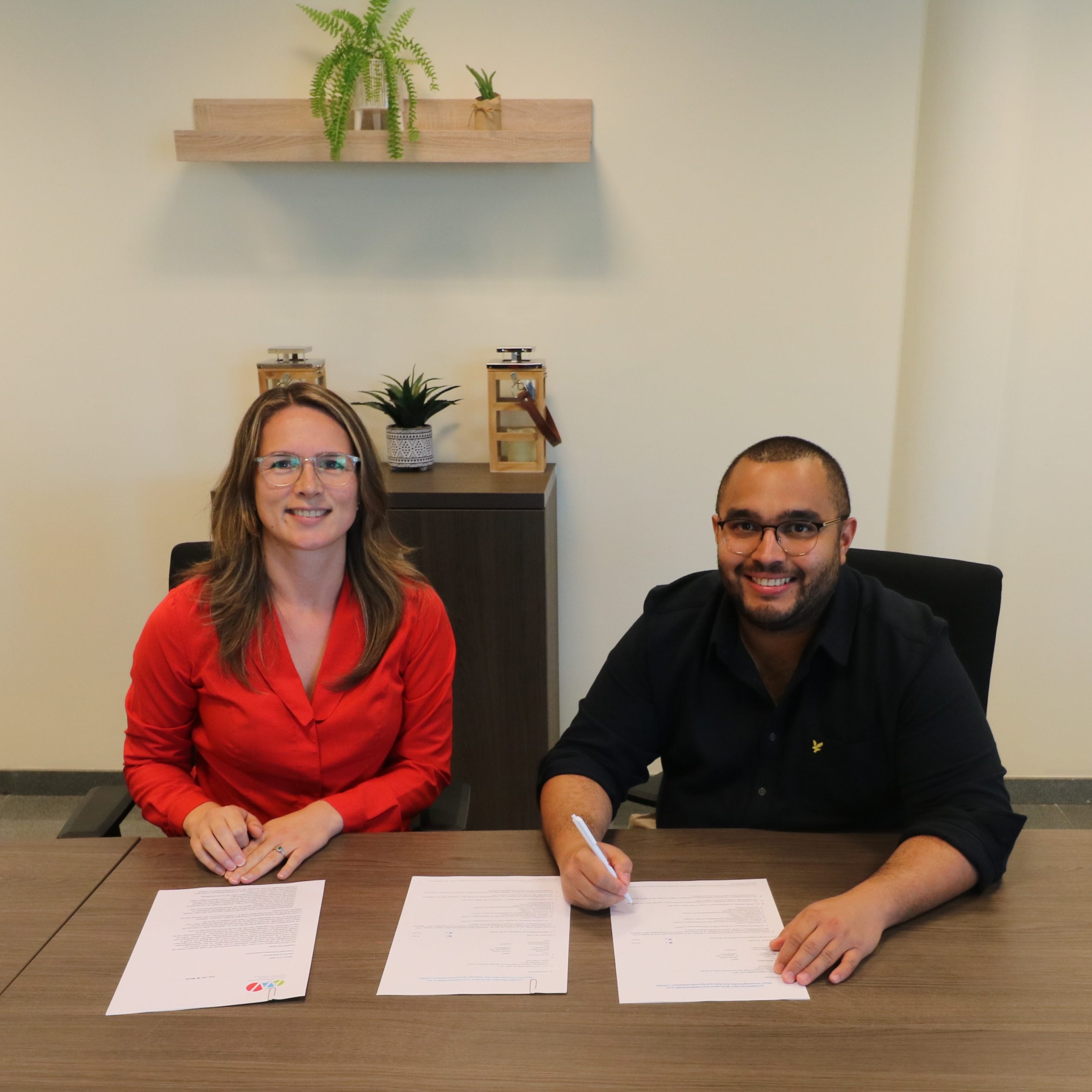 Dr. Charl J. Kelly, family doctor in Noord, Aruba