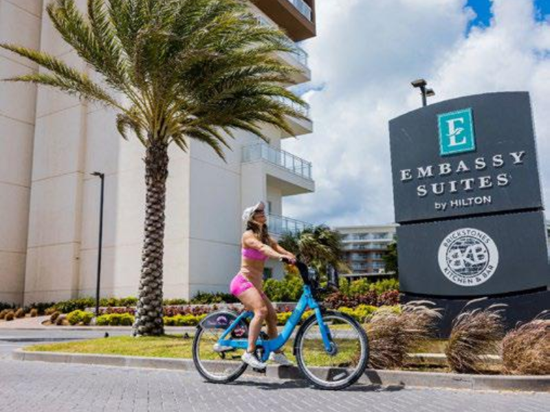 Ultimate Relaxation with Embassy Suites by Hilton Aruba’s Escape & Explore Promo