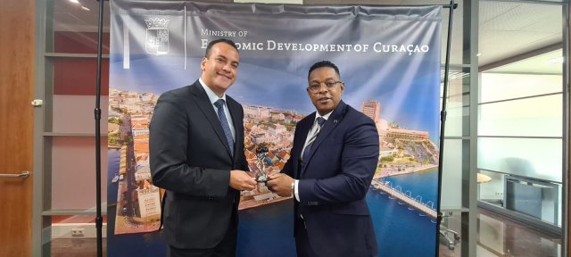 Fast Ferry Initiative between Aruba and Curaçao in 2024 for Economic Growth - Aruba News