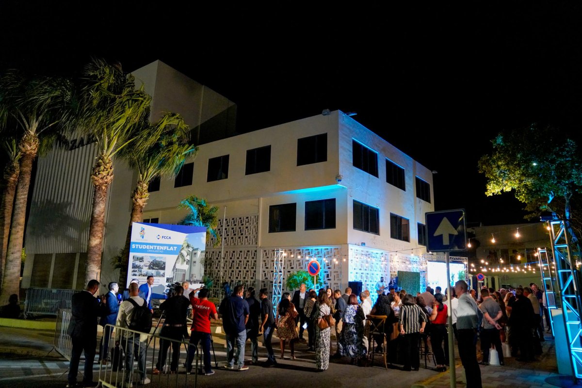 Student housing project in Oranjestad's Main Street