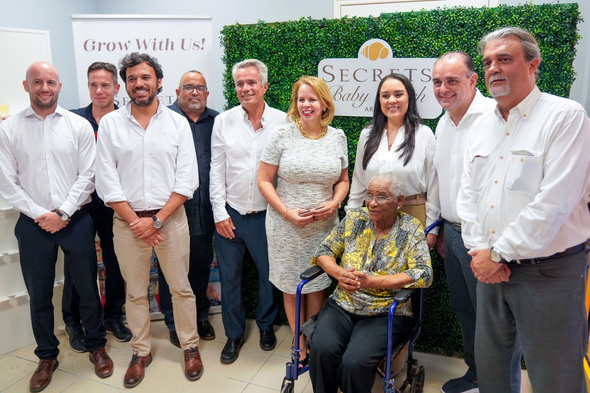 Recruitment office opening team