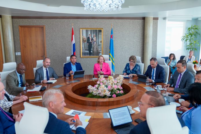 State Secretary Zsolt Szabó meeting with Aruba's government