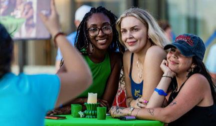 Sunset Cocktail Hour at Radisson Blu Aruba click photoes