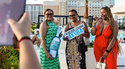 Sunset Cocktail Hour at Radisson Blu Aruba photoes