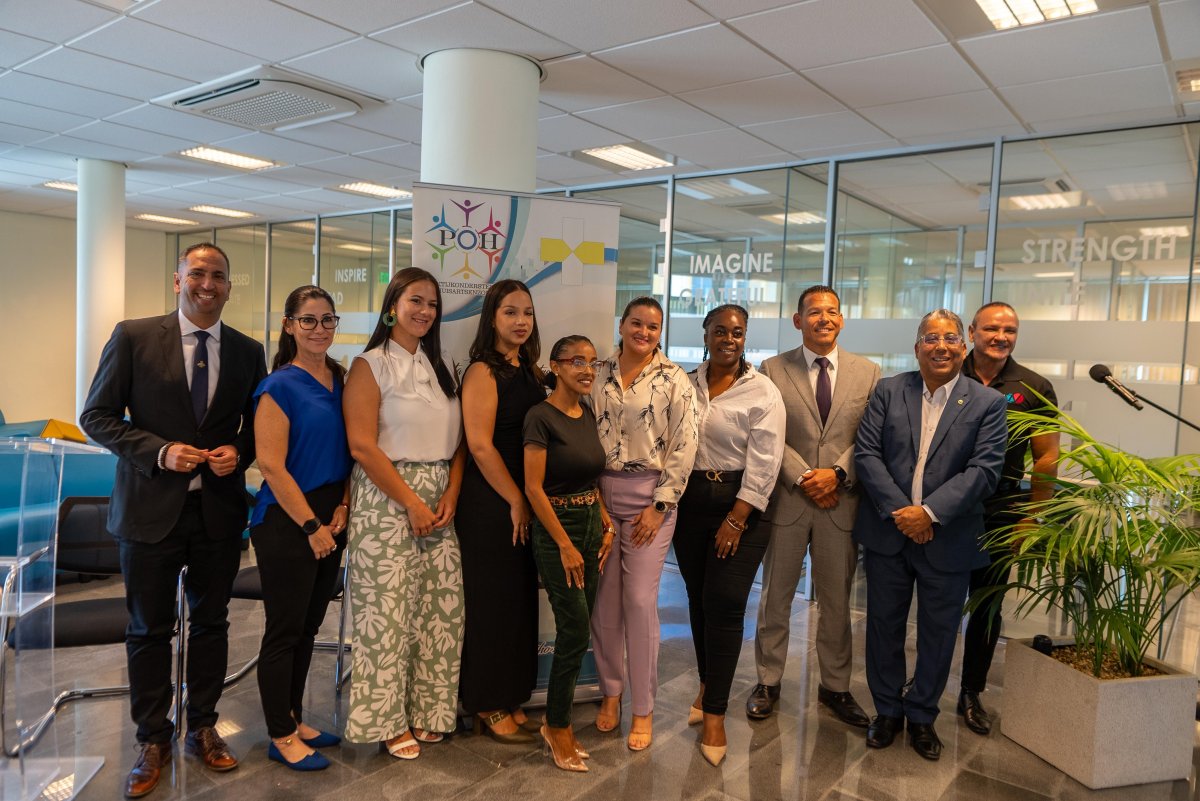 Wit Gele Kruis and AZV sign agreement to expand mental health POHs in Aruba