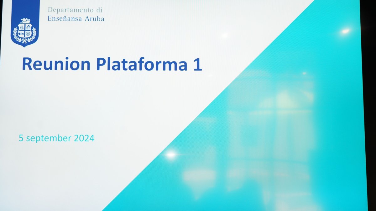 Platform 1 members discussing education welfare in Aruba