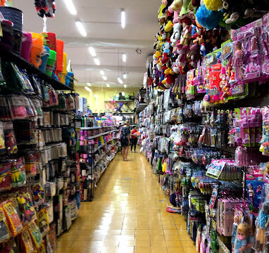 aruba shopping market