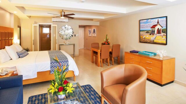 Divi Dutch Resort master room