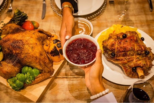 Embassy Suites Aruba Family Dinner