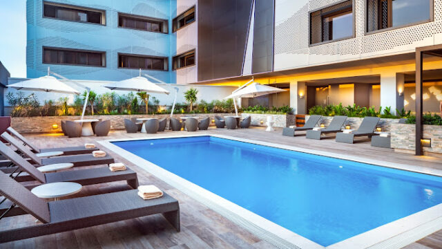 Hyatt Place Aruba Airport beach