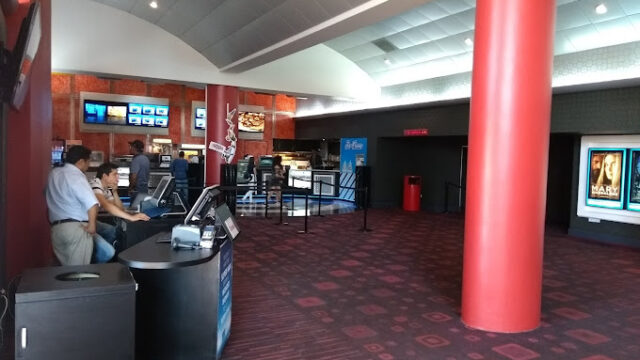 Paseo Herencia Mall view