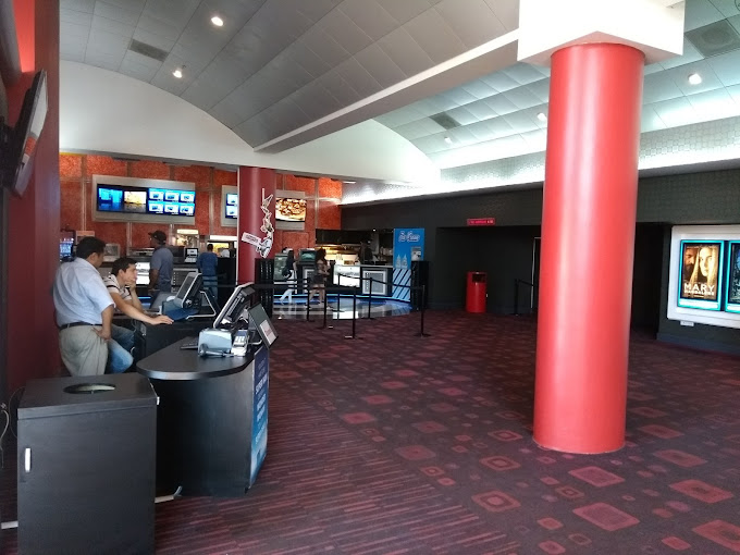 Paseo Herencia Mall view