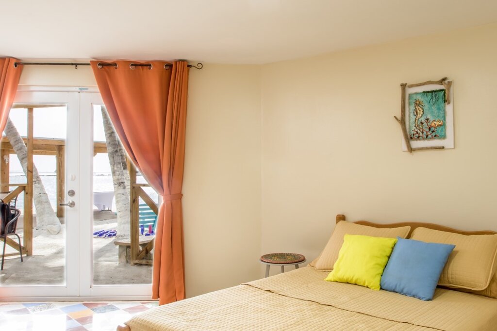 Serene by the Sea room