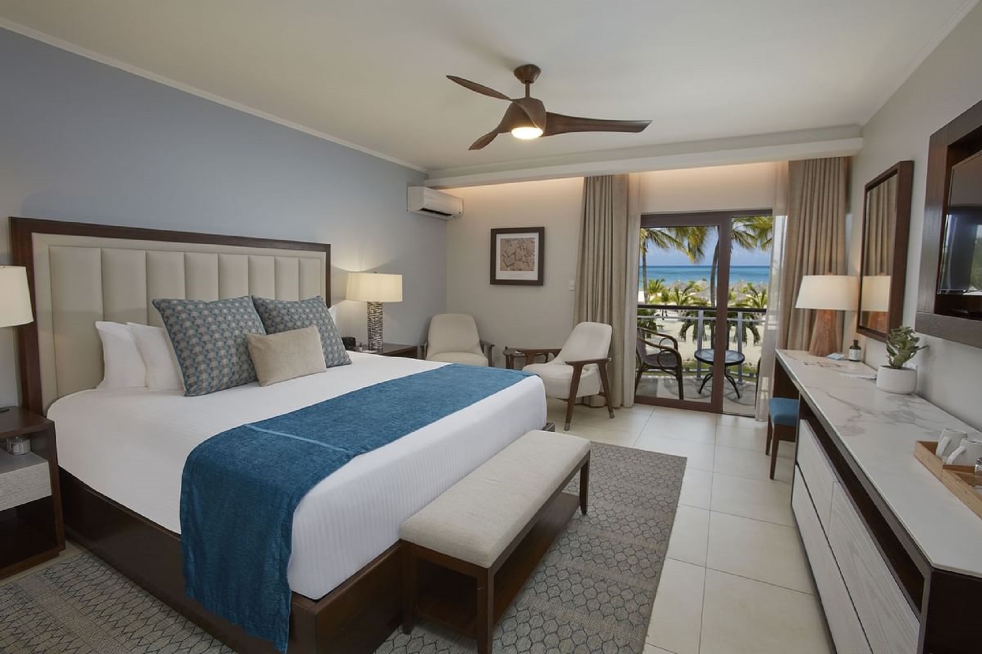 deluxe-ocean-front-room-manchebo-2021