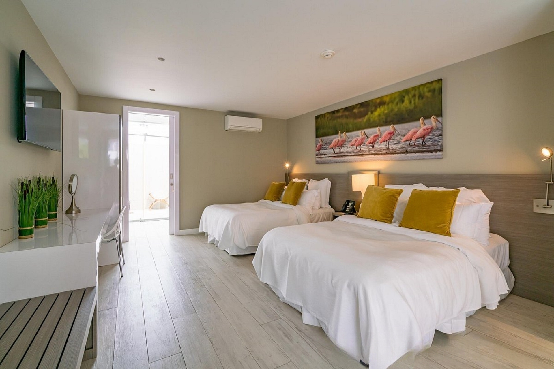 double-pool-view-suite-transformed