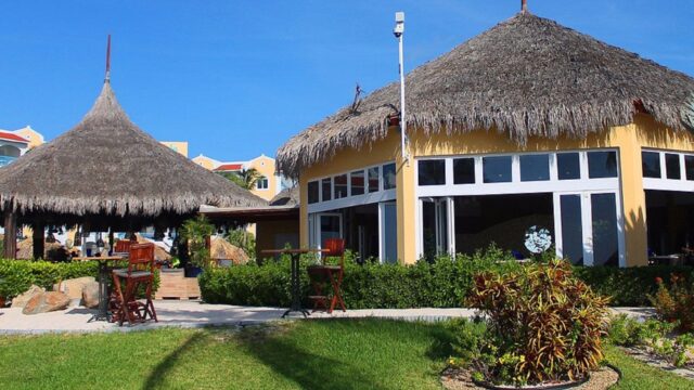 our-restaurant-at-costa