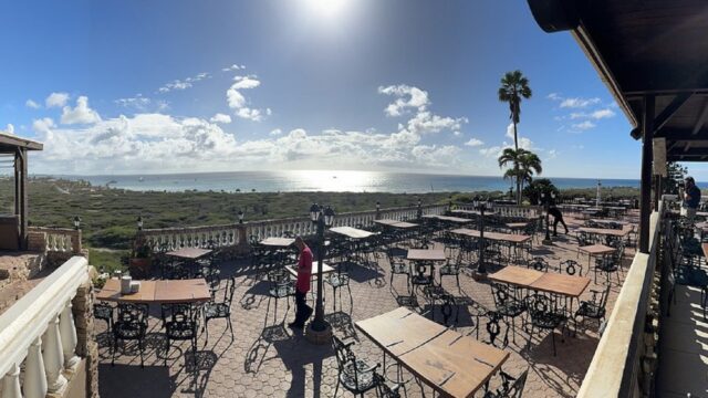 Faro Blanco Restaurant outer