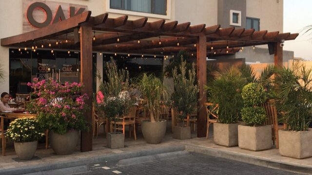 Oak Restaurant & Bar