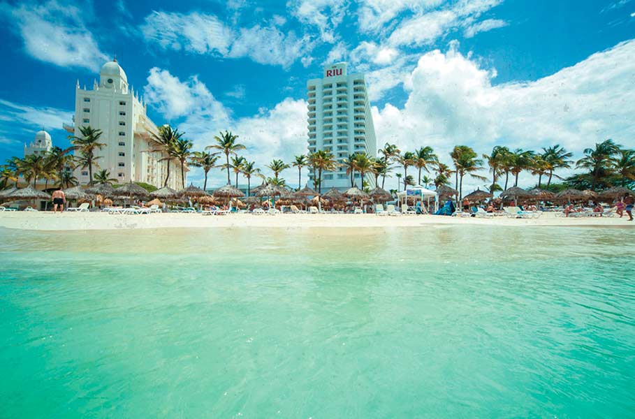 Riu Palace Antillas beach view in winter with clear skies and calm water