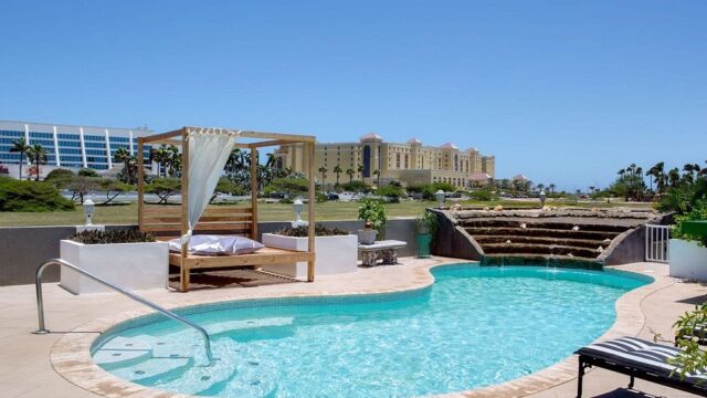 modern hotel aruba pool