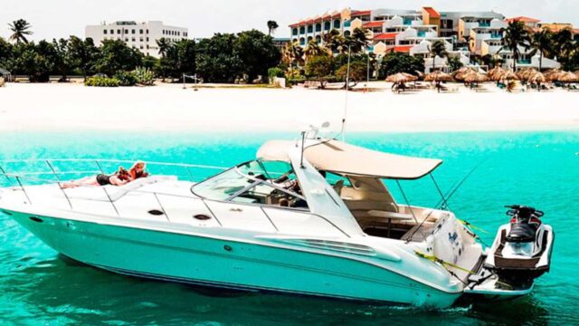 Ariani-boat_charters-aruba_fishing-sport_tour-square