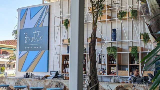 Brutto Beach House exterior view