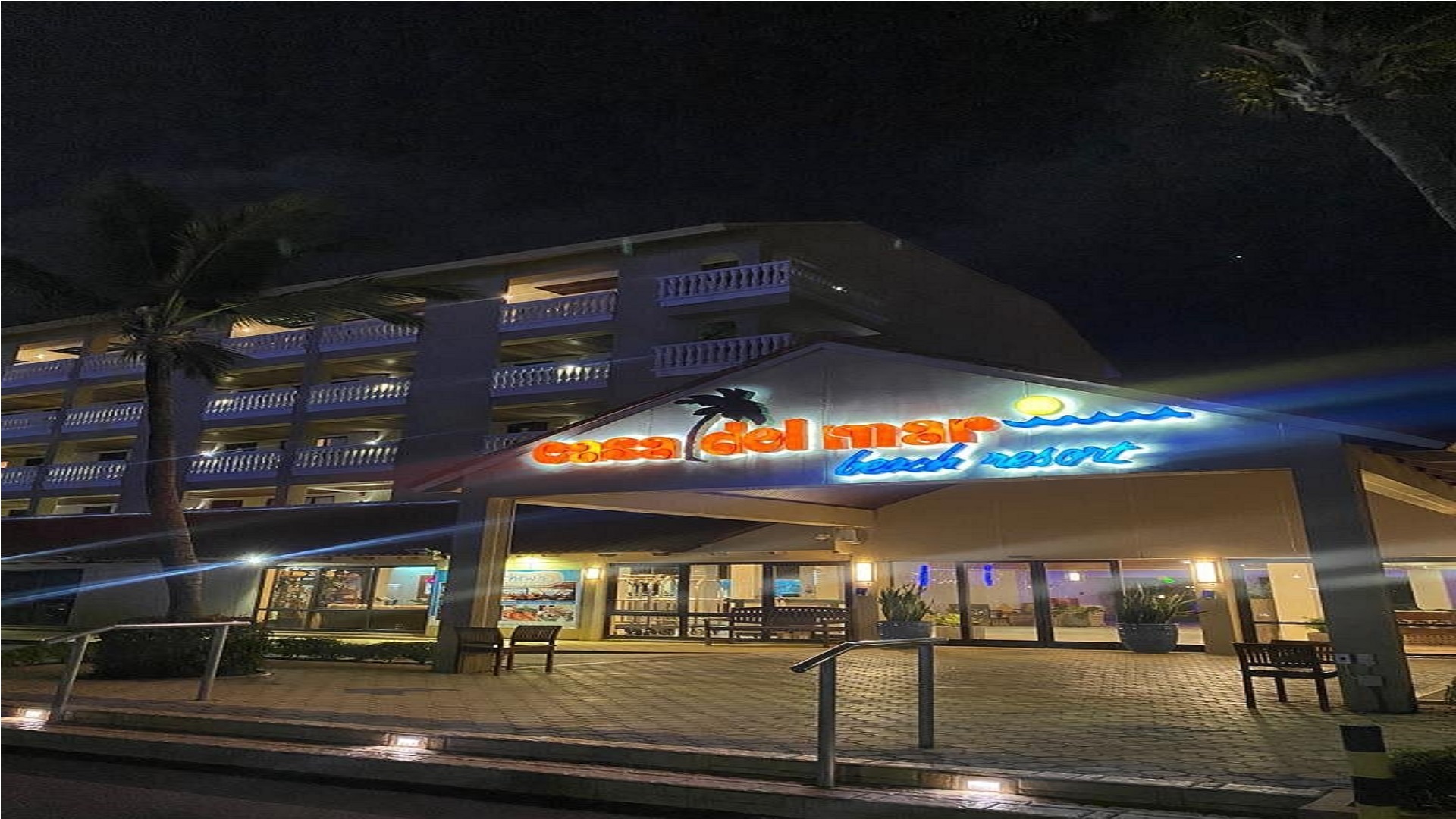 Casa del Mar Beach Resort night view