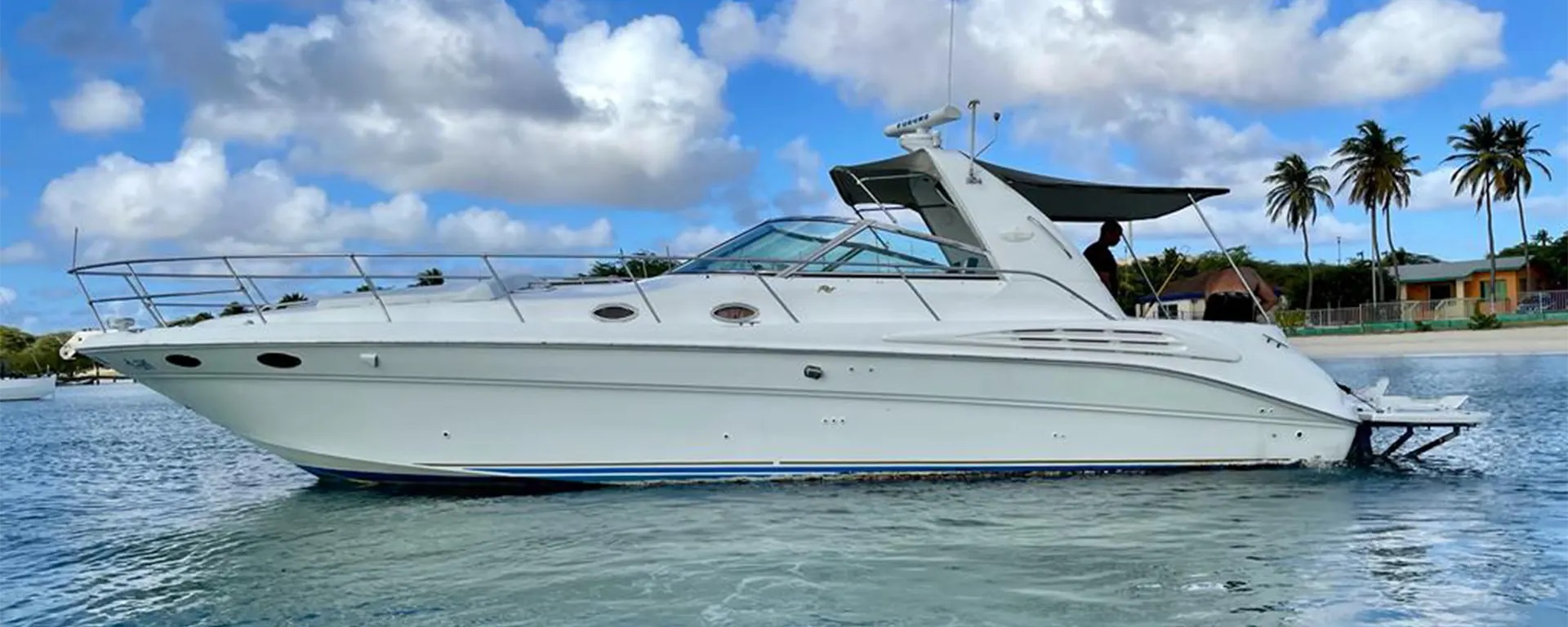 ariani_private_boat_aruba
