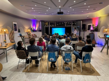 Aruba Roadshow in Hamburg with travel agents networking and enjoying cultural activities