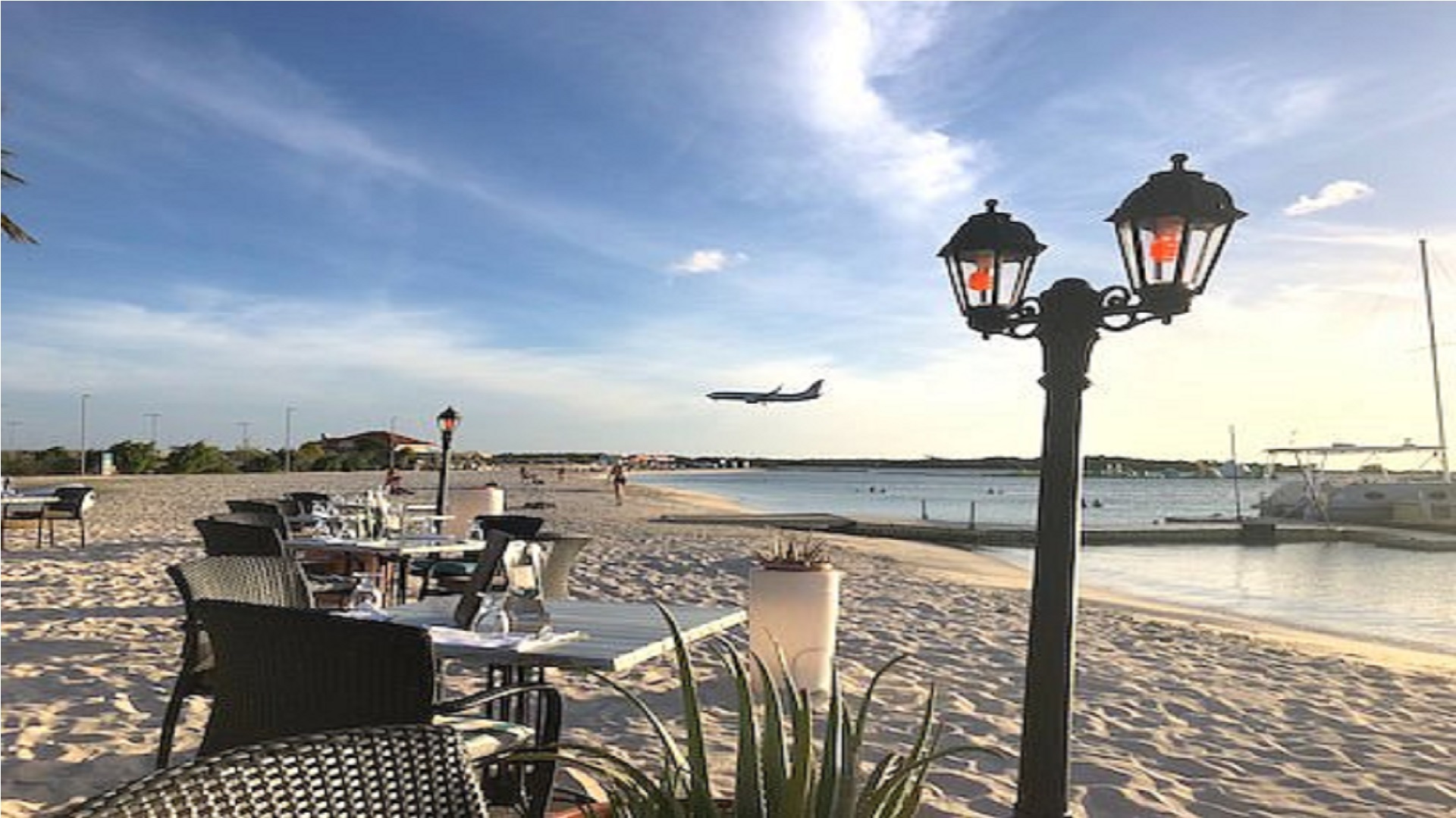 Barefoot Restaurant tables on the beach
