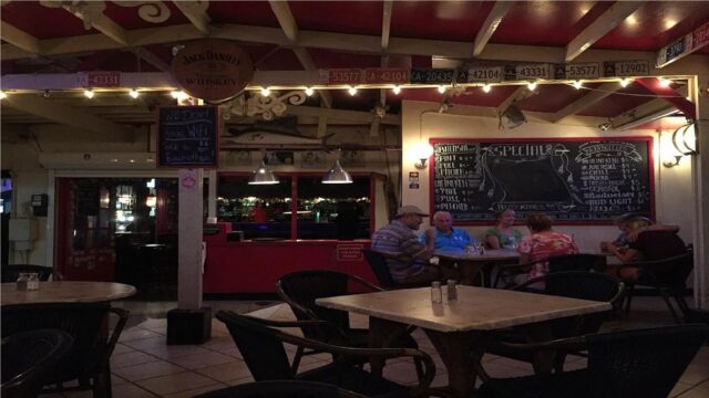 Eetcafe The Paddock bacon soup