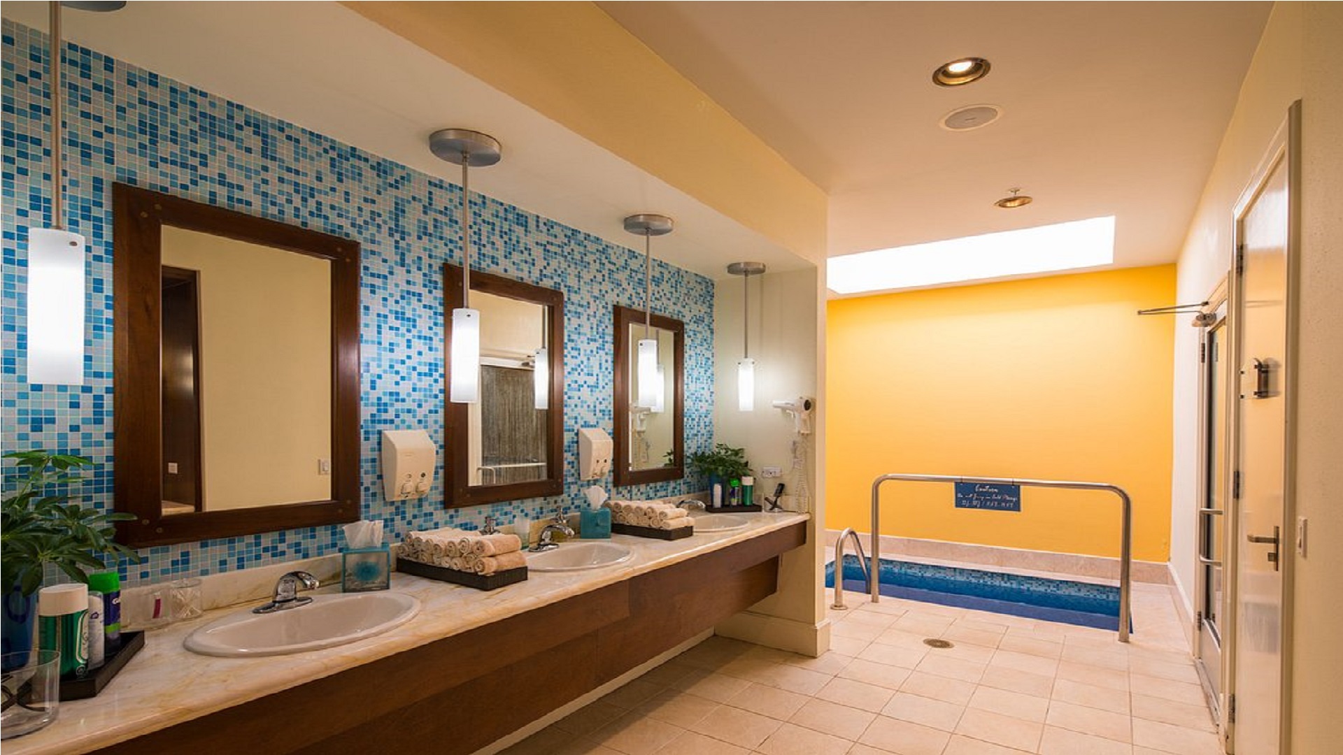 Eforea Spa women lockers featuring