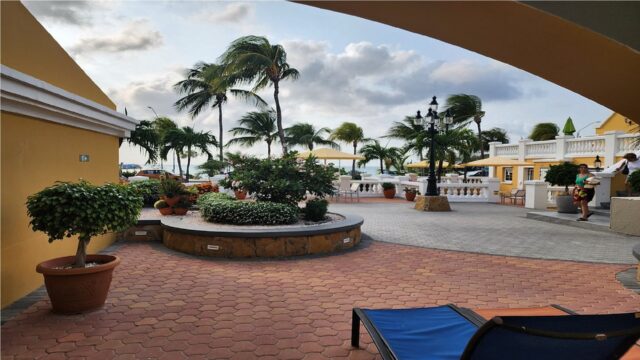 Horizons Lounge outerview