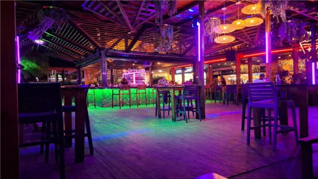 Kalibra Bar dining area