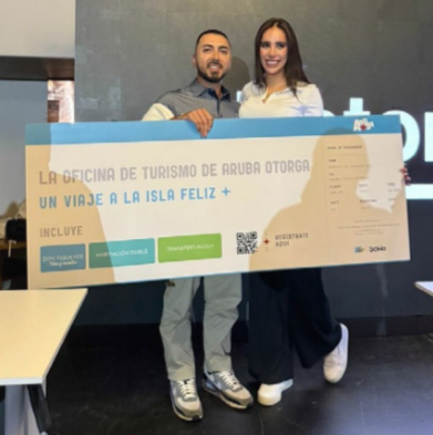 Santiago Ariza wins Aruba trip during Mercedes-Benz Golf awards in Colombia