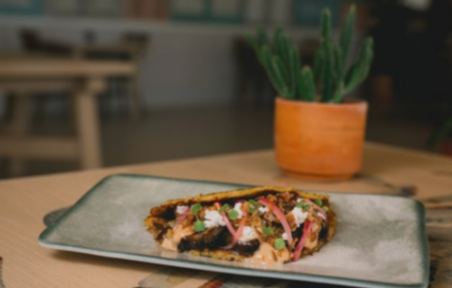 Vegan Mushroom Caribbean Curry served at Marea during Autentico Aruba Culinary Festival 2025