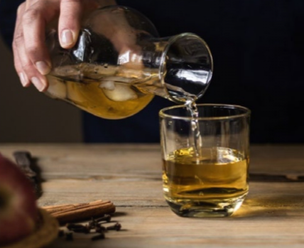 Blu Tap Cider Caribbean’s first cider bar at Radisson Blu Aruba