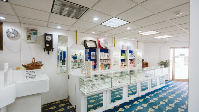 Fine Jewelry and Swiss Watches Collection