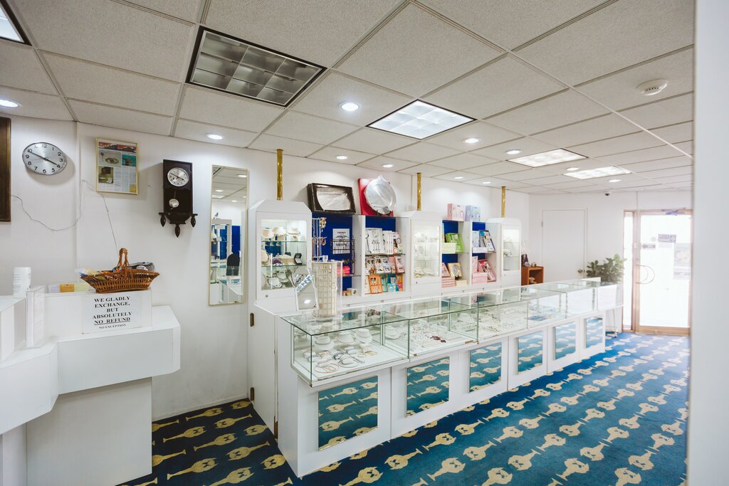 Fine Jewelry and Swiss Watches Collection