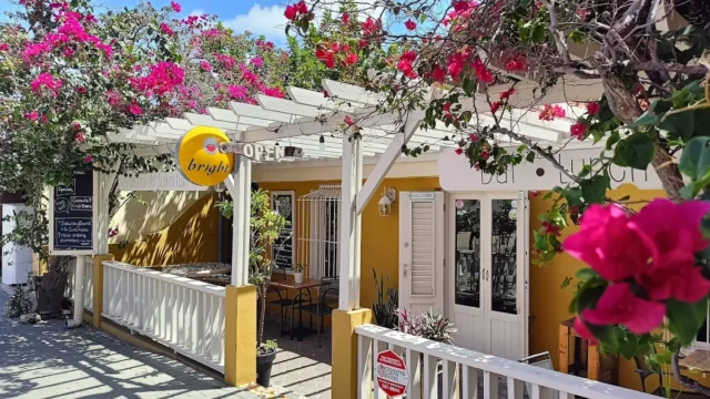 Historic Cunucu House – City Garden Bistro