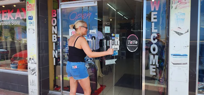 Inside Geekay Department Store Aruba