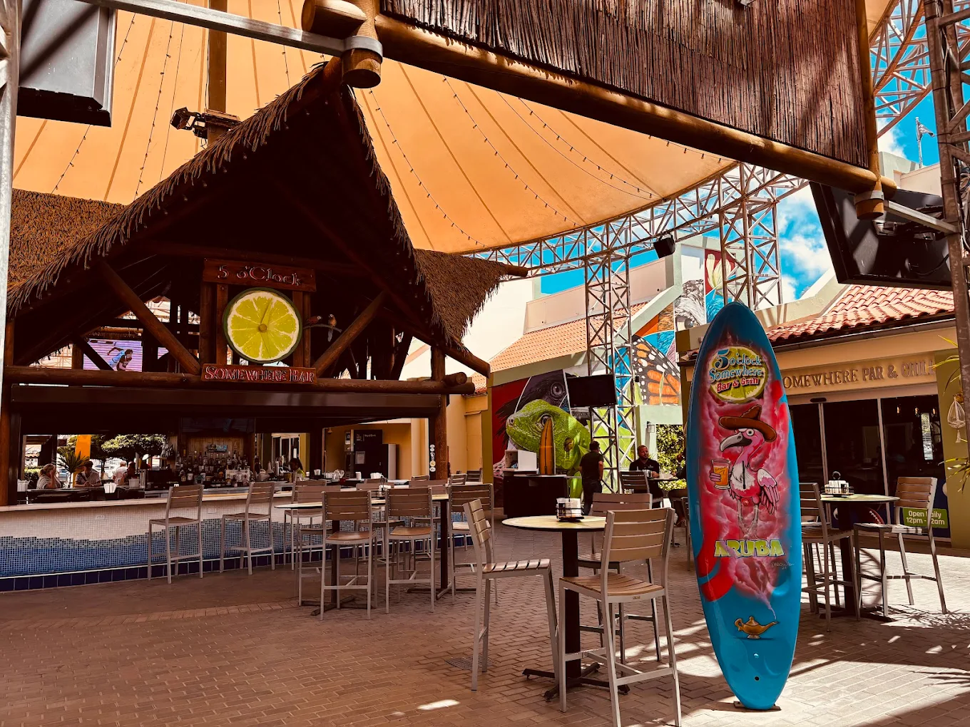 Live Music & Cocktails at 5 O’Clock Somewhere Aruba