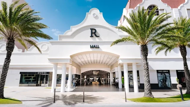 Renaissance Mall Aruba exterior
