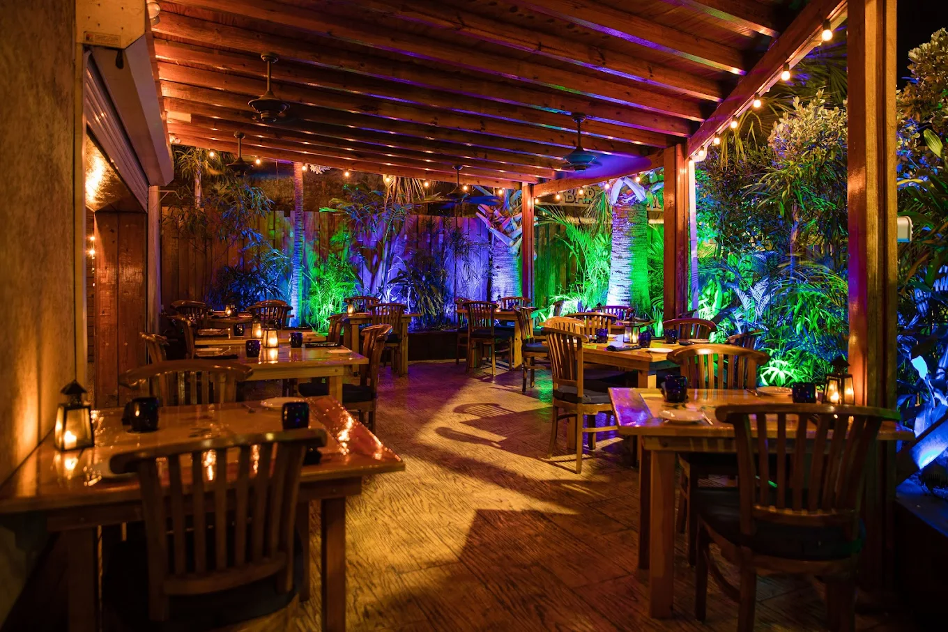 Wood-Fired Grilling at Yemanja Restaurant Aruba