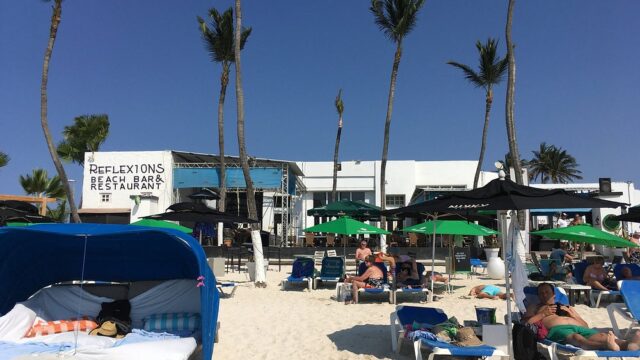 reflexion-s-beach-bar