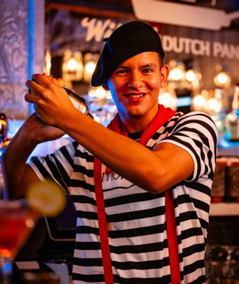 Le Petit Chef Aruba Experience at Willem’s Dutch Pancakes | Immersive Dining Show